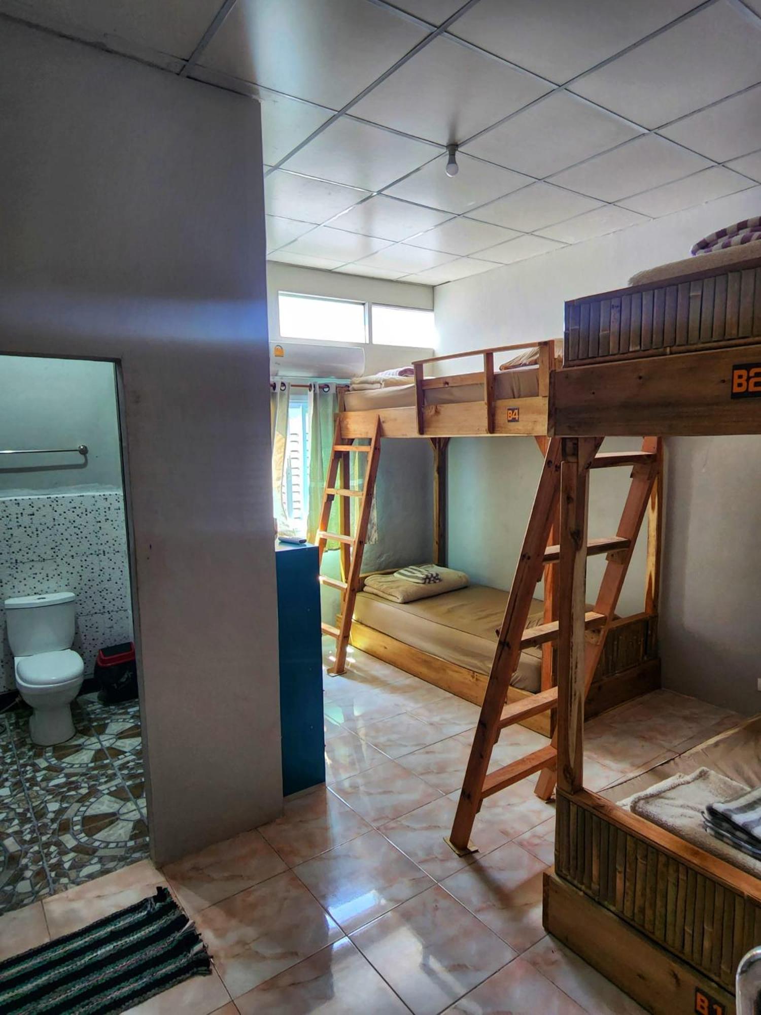 Seven Nine Hostel - Calm Place To Sleep บ้านใต้ ภายนอก รูปภาพ